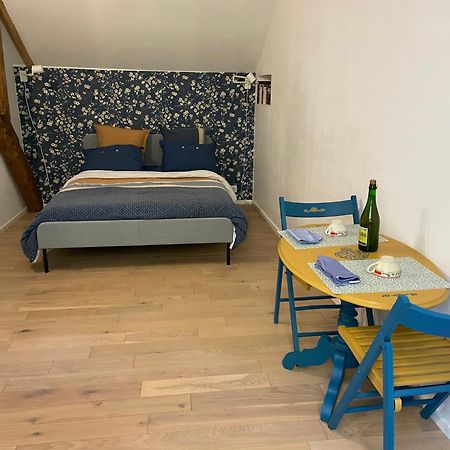 Chambre Double Avec Salle De Bains Privee Quintin Exteriör bild